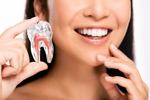 How to Treat A Cracked Tooth SG