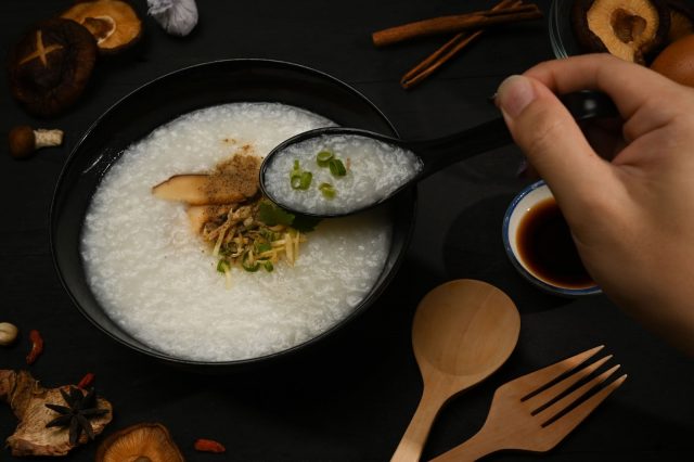 A picture of a rice porridge meal